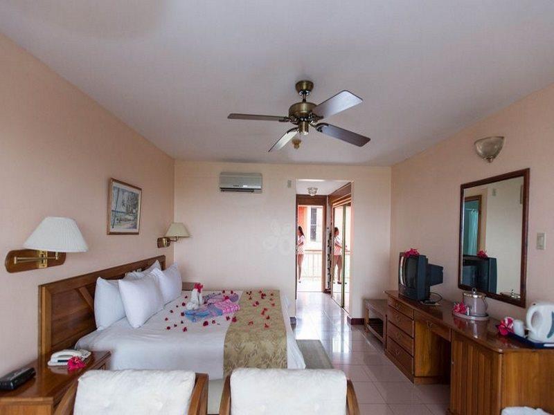 Le Grand Courlan Spa Resort Adults Only Black Rock Exteriér fotografie