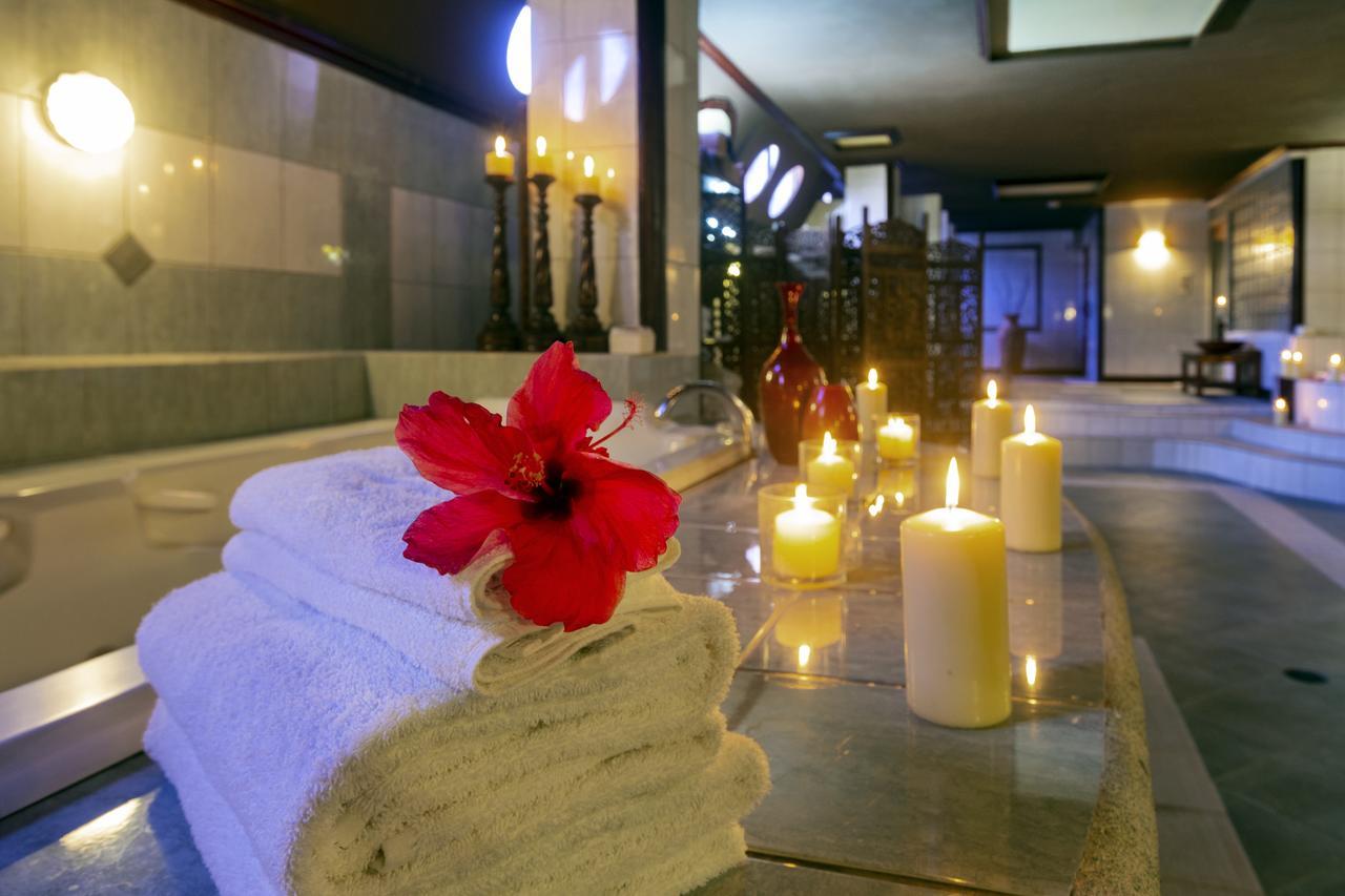 Le Grand Courlan Spa Resort Adults Only Black Rock Exteriér fotografie